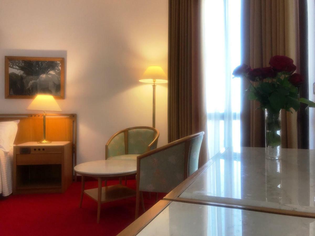 Chateau Linza Resort Tirana Kültér fotó