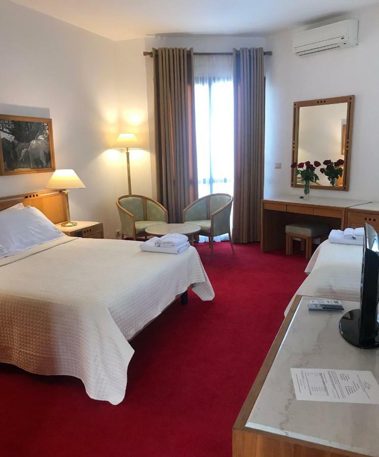 Chateau Linza Resort Tirana Kültér fotó